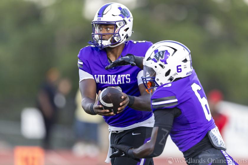 HS Football: A Historic Night for Willis During Wildkat Defeat of Cleveland at Home