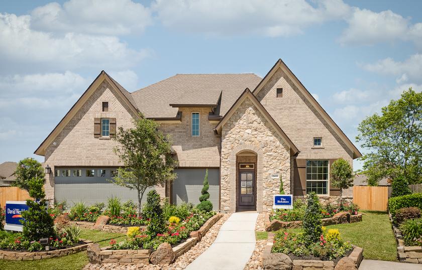 David Weekley and Perry Homes Offer new Collections in The Woodlands Hills