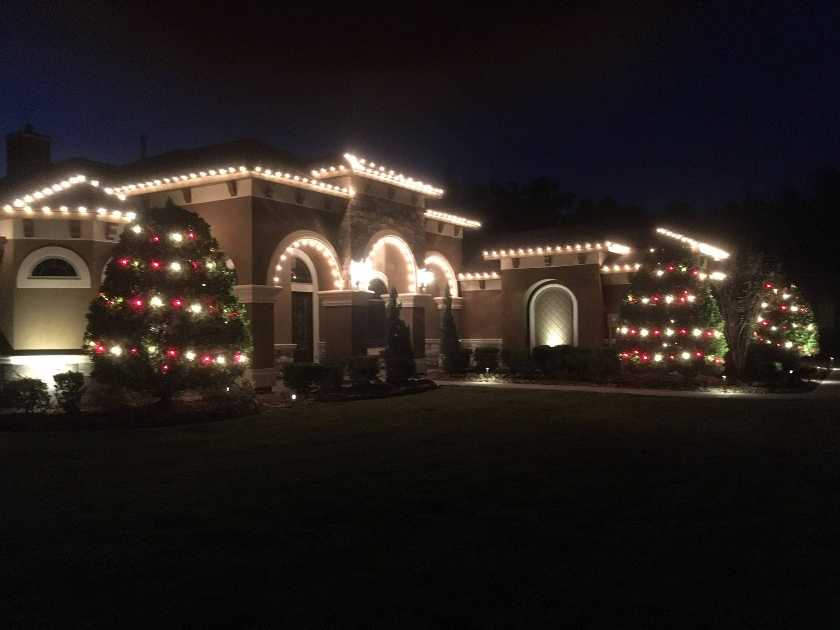 Lighting up The Woodlands: Tips from a professional installer