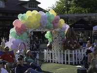 Market Street Celebrates Easter Weekend with Photo Opportunity in Central Park March 28 - 31
