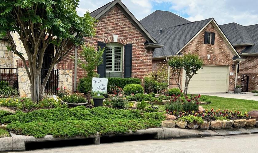 Shenandoah Civic Club Selects April Yard of the Month