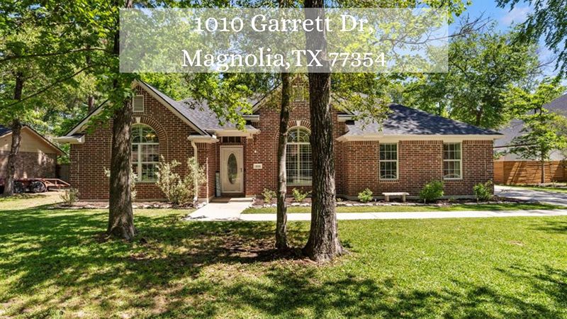 One-story gem with stunning curb appeal and an amazing yard  The McClung Group 1.47K subscribers Ana
