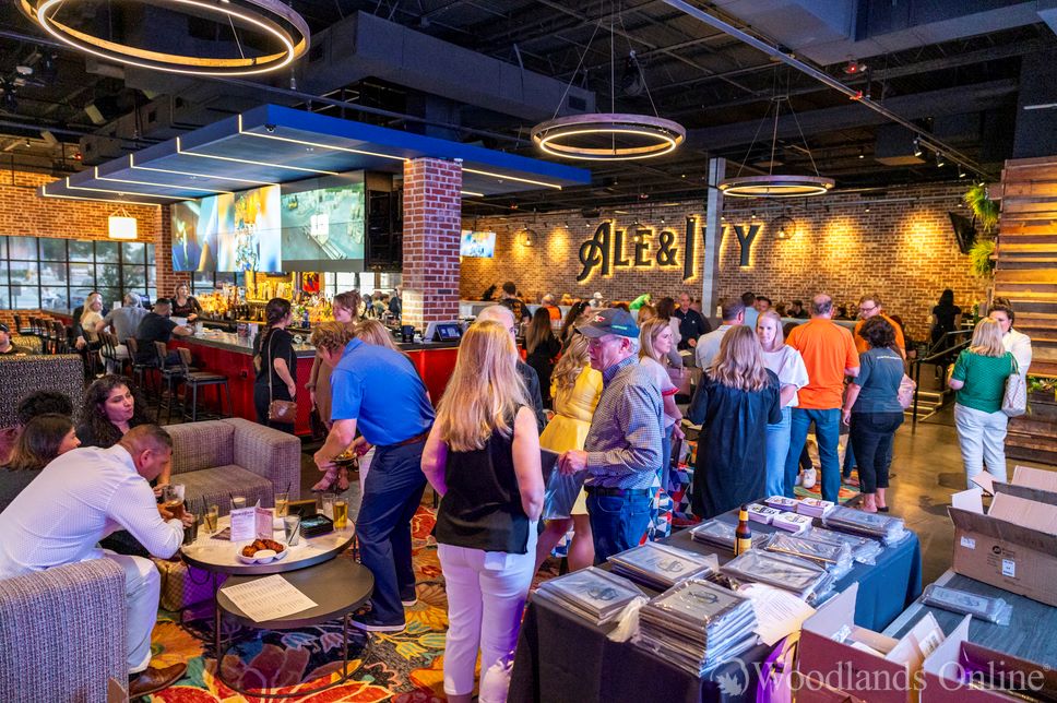 Woodlands Online hosts 'Best of The Woodlands' awards party