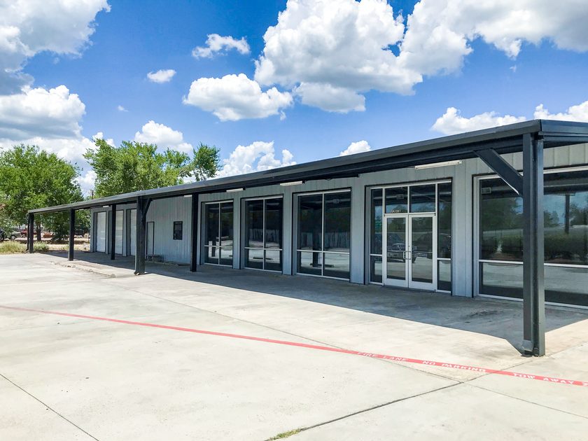 SVN | J. Beard Real Estate - Greater Houston Completes The Sale Of A Retail Building In Tomball, TX