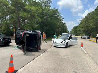 Emergency Responders Respond to Multiple Vehicle Accidents in The ...
