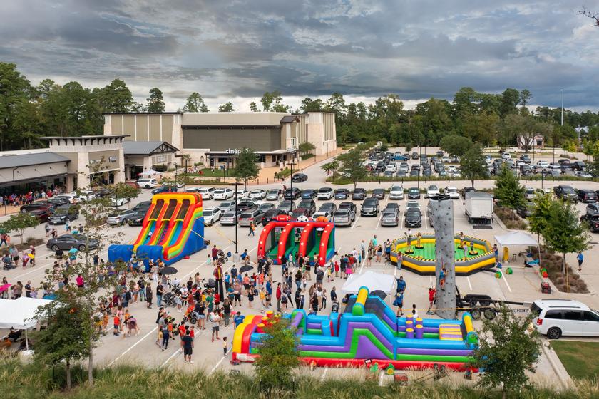 Howard Hughes To Host Fall Festival At Creekside Part West In The Woodlands On Saturday, October 7