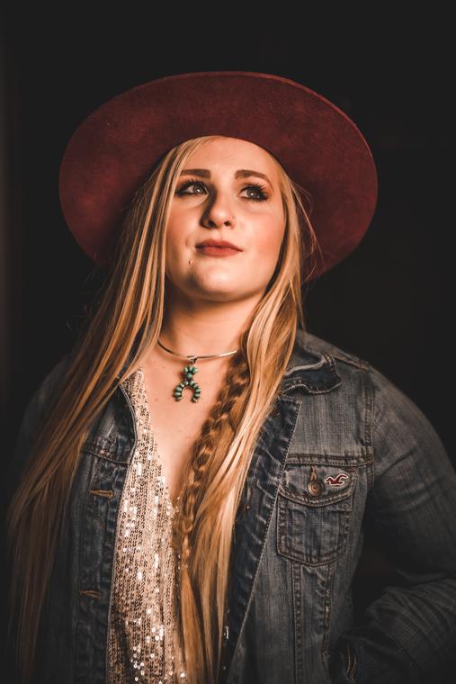 Ashley wins TX Country Music's Female Artist of the Year