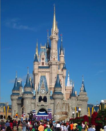 5 tips for traveling to Disney with small children