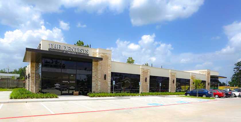 The J. Beard Real Estate Company facilitates the sale of Preserve Plaza in Tomball, Texas