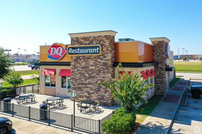 SVN | J. Beard Real Estate Facilitates Off-Market Sale of Vacant Quick Service Restaurant Property in Tomball, TX