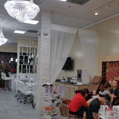 Amazing Nails Spa to hold 'Fashion, Fizzies & Friends' January 30