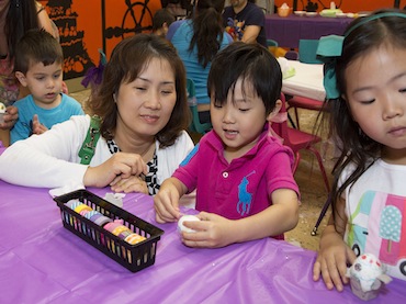 Hop into The Woodlands Children's Museum for an Eggtivities celebration