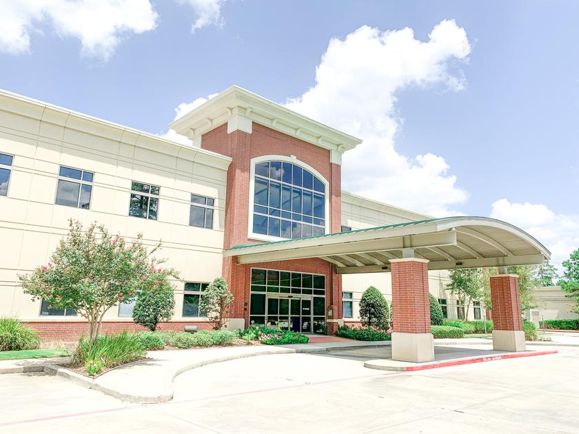 The J. Beard Real Estate Company represents Technology Forest Partners in a medical office lease with the Woodlands Internists, P.A.