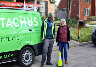 Kingwood Resident Tammy Cooney Discovers the Value of Facebook   To Help Bring Tachus’ Fiber Internet Service to the Area