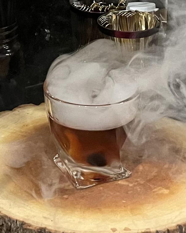 A Sip and A Thought: Bar & Vines' 'Smoky Old Fashioned'