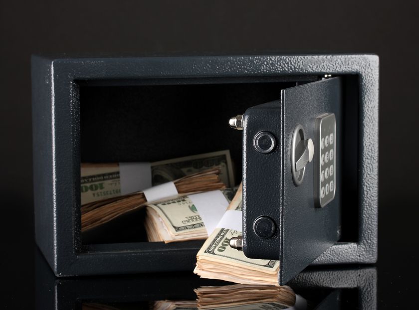 Is It Illegal To Keep A Large Amount Of Cash In A Safe At Home?