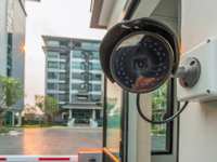 Why Property Managers Need Touchless Access Control