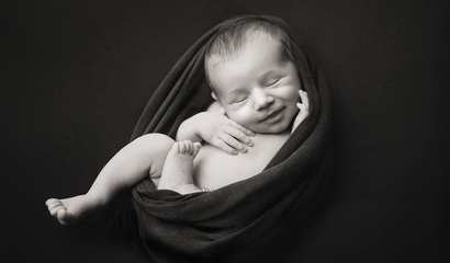 /images/blgs/1490/artphotos/14244/410x240/Newborn-Boy-Photo-Session.jpg