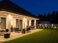 6 Best Outdoor Lighting Options for Home Security