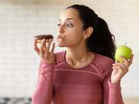 Sugar Cravings and Why Willpower Isn’t the Cure