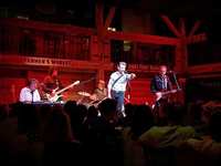 Concert Review: Dennis Quaid and the Sharks Concert Review: Dennis Quaid and the Sharks