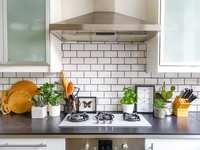 How To Remove Kitchen Tile Backsplash (Without Ruining The Wall)
