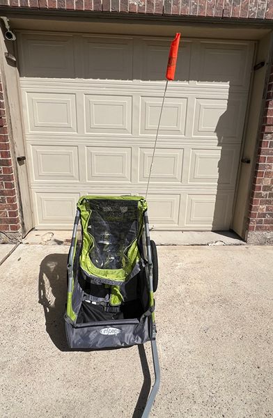 Instep Bike Trailer for sale.