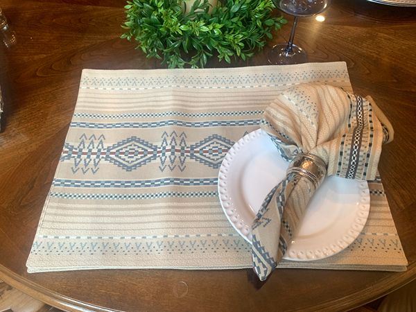Brand New Pendleton Placemats and Matching Napkins