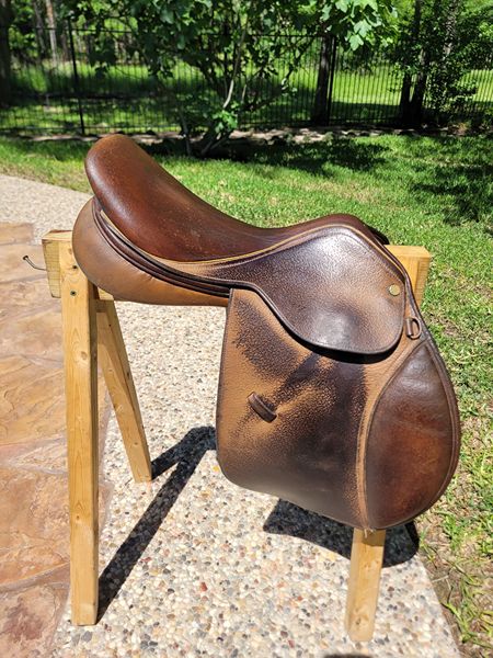 Rodrigo PESSOA PONY Saddle 15 3/4