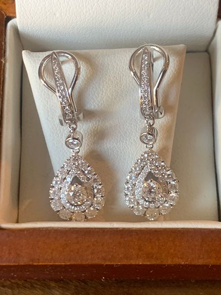 Stunning! GIA Certified! Great Deal!