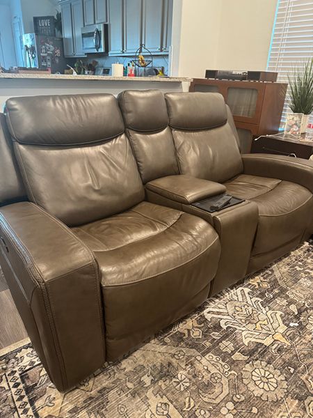 2024 Leather Recliner sofa w/drink holders