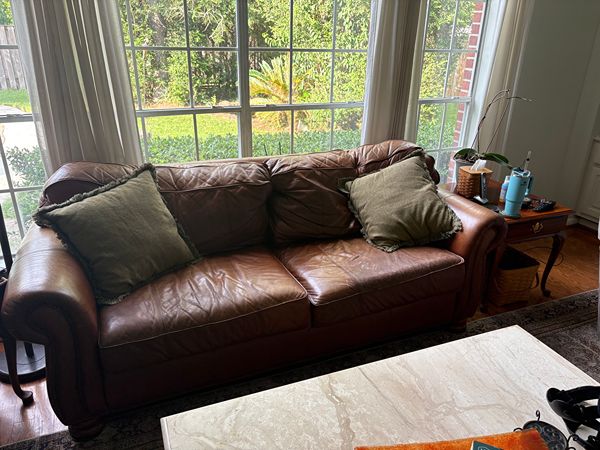 Great shape and very comfortable.