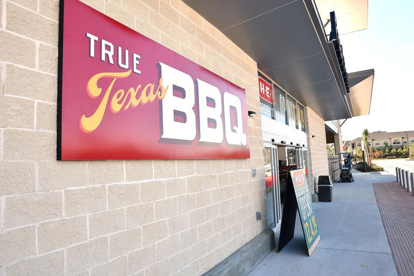 HEB Delivers New Store to The Woodlands and Conroe Communities