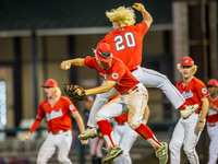 HS Baseball Playoffs: The Woodlands Takes Game 1 from Grand Oaks