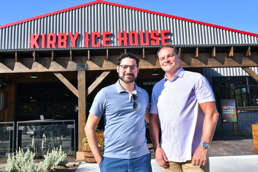 New Kirby Ice House in The Woodlands boasts the longest bar in Texas