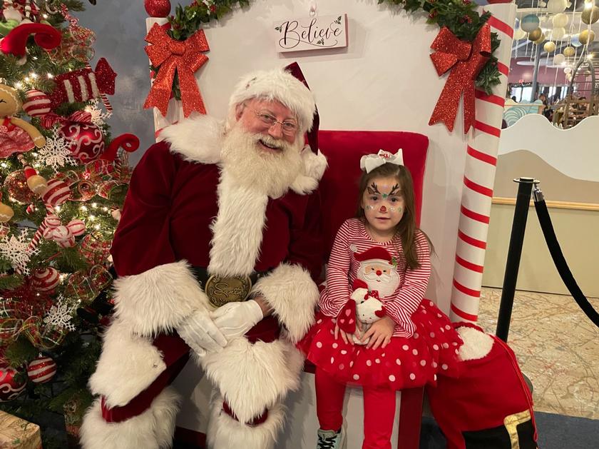 Santa's Merry Mingle - A Holiday Experience