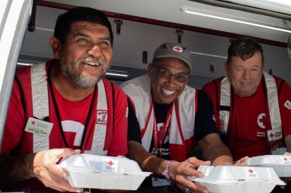 Resolve to make a difference in 2024 by becoming a Red Cross volunteer