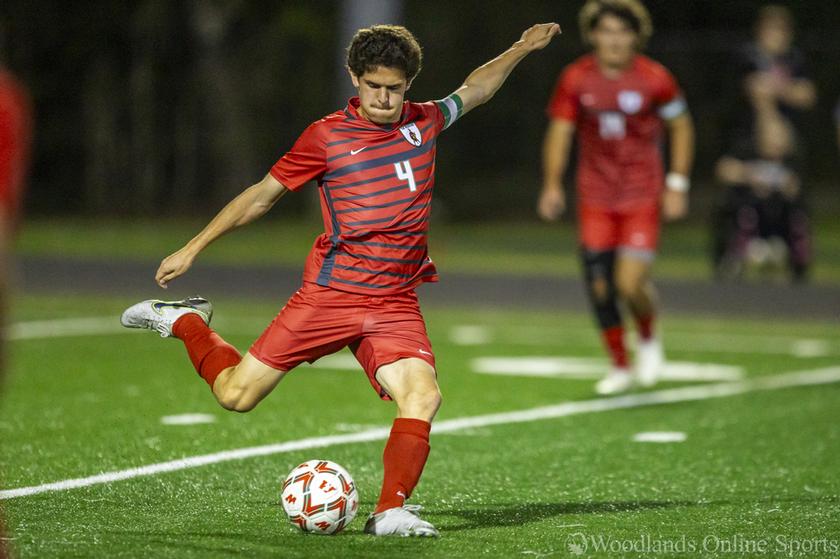 HS Boys Soccer: Highlanders Clinch Inaugural Woodlands Derby and District Title with Win Over College Park