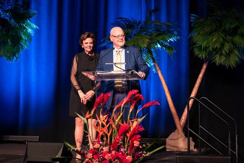 Honorary Chairs Jay and Karol Dreibelbis welcomed guests to the Montgomery County Food Bank gala. Jay Dreibelbis  is President and CEO of Woodforest National Bank.