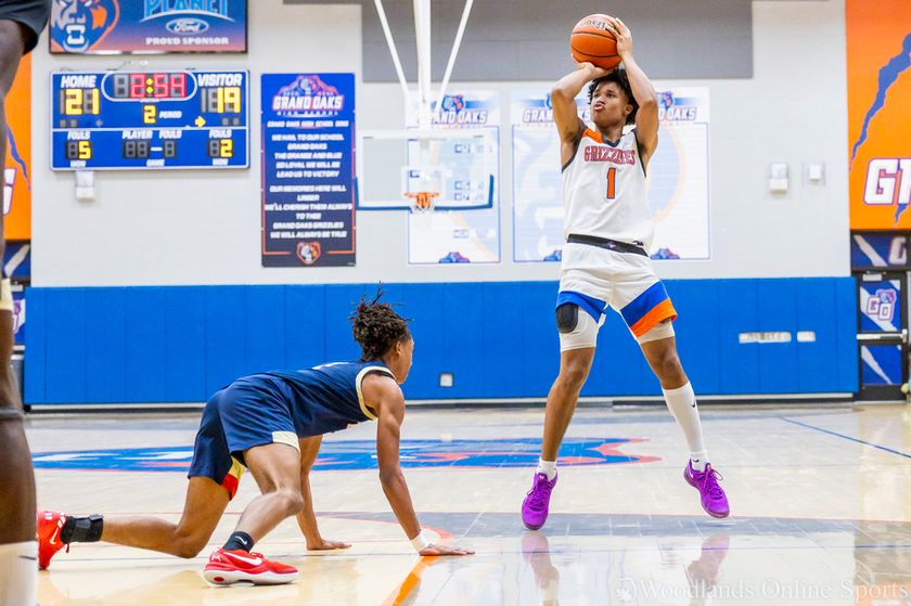 HS Boys Basketball: Scoring Surge and 1,000 Career Point Mark Pushes Grizzlies to Home-Floor Victory