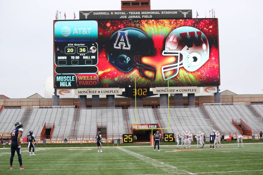 The Woodlands Highlanders vs Allen Eagles Football Semifinals Playoff Game - Dec 10 2016